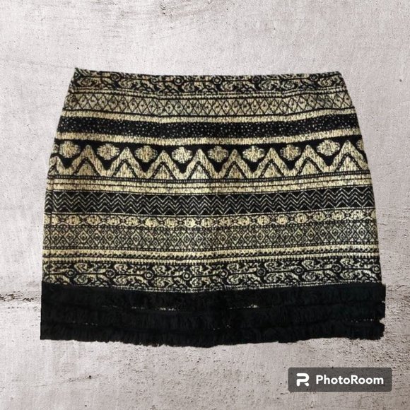 Cute Romeo & Juliet Couture skirt with fun fringe - Picture 8 of 13